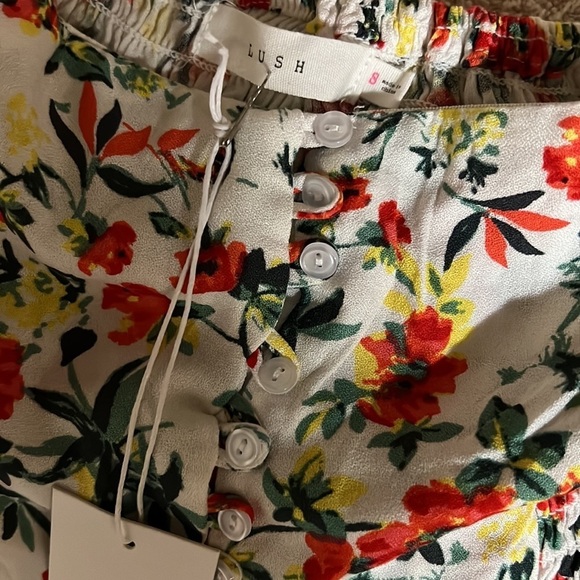 Nwt lulus floral dress - Picture 7 of 7